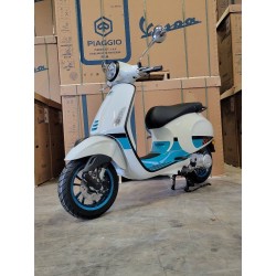 0083 Vespa Primavera 125 Vibe !! +3J. Garantie!! Versand