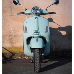 0084 Vespa GTS 125ie Versand + 3. Jahr Garantie !