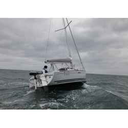 Motor fueraborda eléctrico TRAVEL ESSENTIAL / 3 HP / 1080 Wh / eje corto