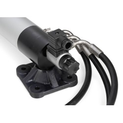 Actuador lineal 50 ST 20 NEWAVE / Fuerza de empuje 700 kg / 12 V